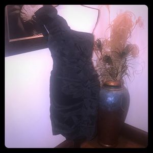 One shoulder, stretch, rouched formal dress